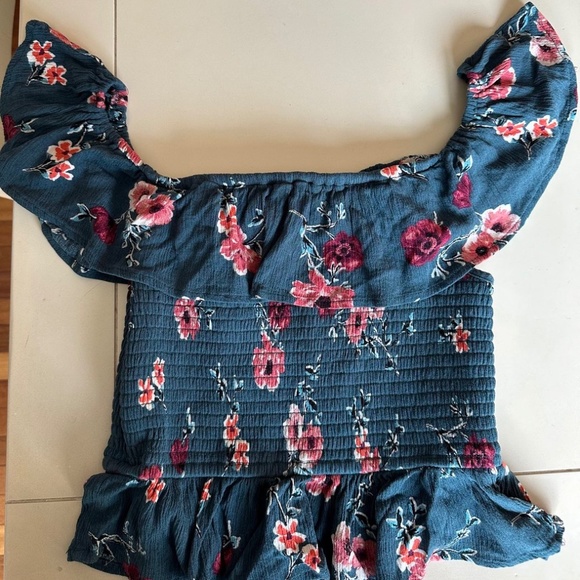 Spring Top, floral cropped - Picture 1 of 2